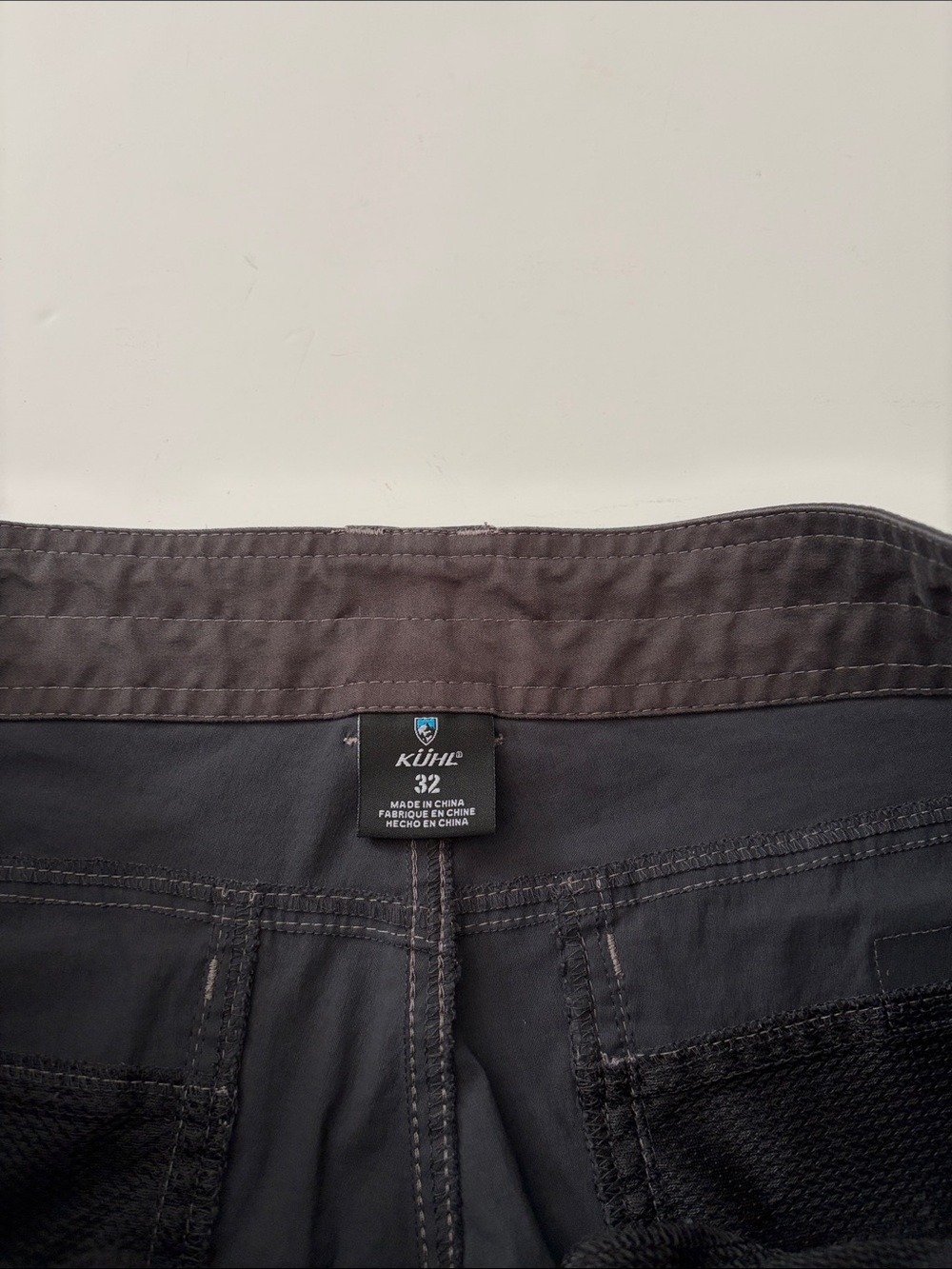 Kuhl Men’s Shorts Renegade Hiking Shorts Carbon Color 11" Inseam size 32 - Picture 5 of 16